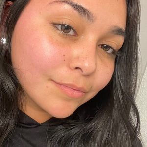 Meet your Posher, Annette